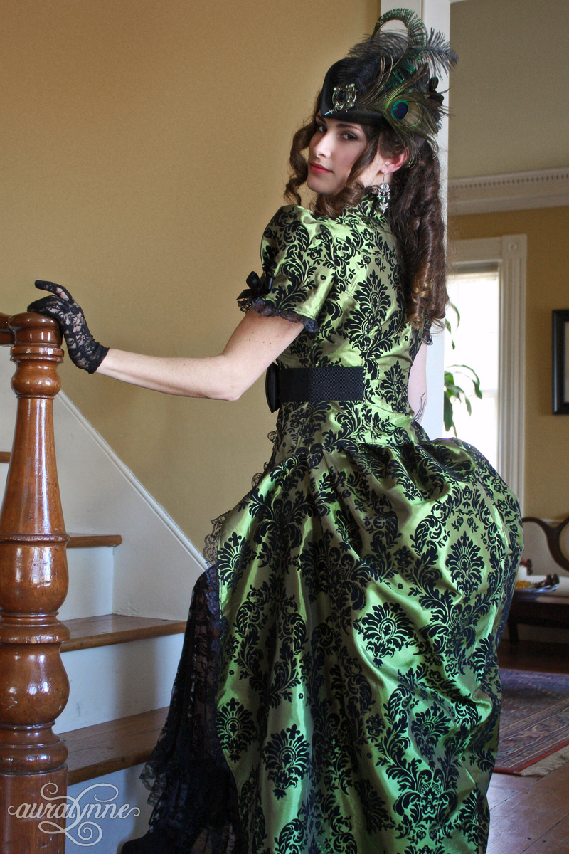 La Fee Verte Absinthe Green Steampunk Gown – auralynne