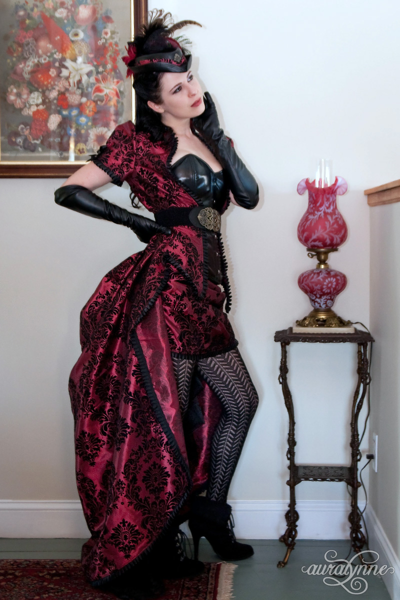 Steampunk Siren Gothic Wedding Dress – auralynne