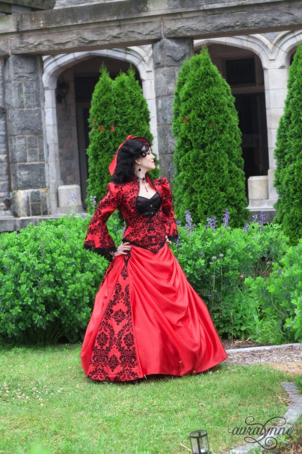 Fairytale Wedding Dress – Dame en Rouge – auralynne