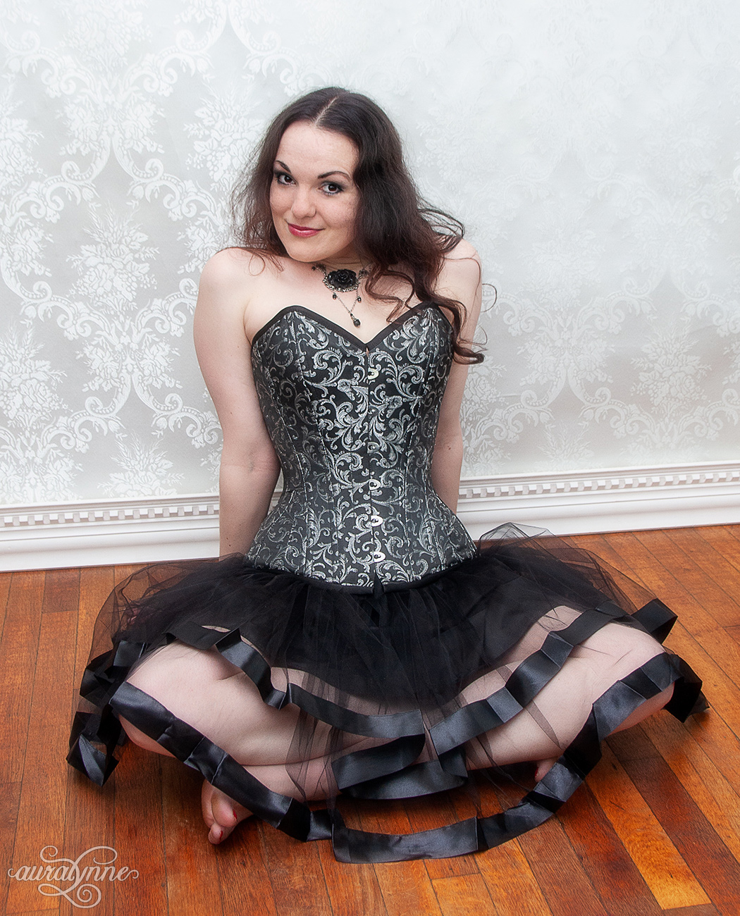 Corset Care 101: What to Do While Wearing a Corset